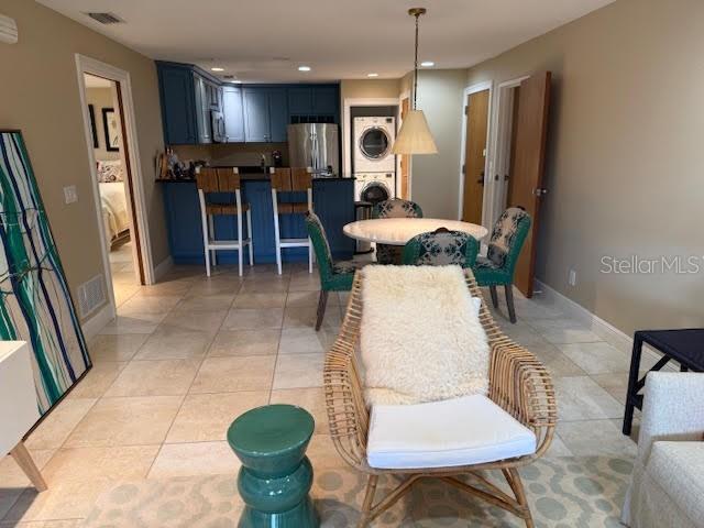 Building Photo - 29300 Bay Hollow Dr