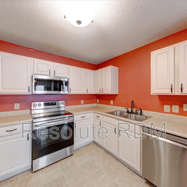 Building Photo - 12671 Endurance Dr