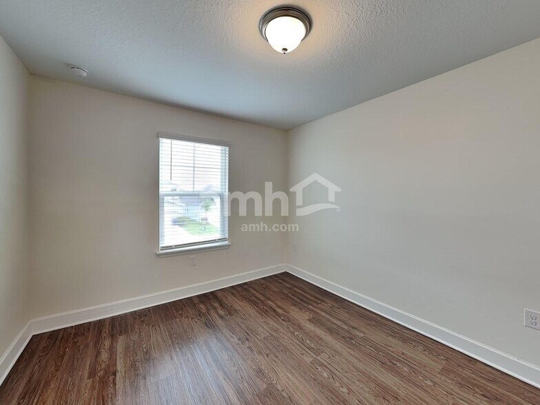 Building Photo - 4343 Reisswood Loop