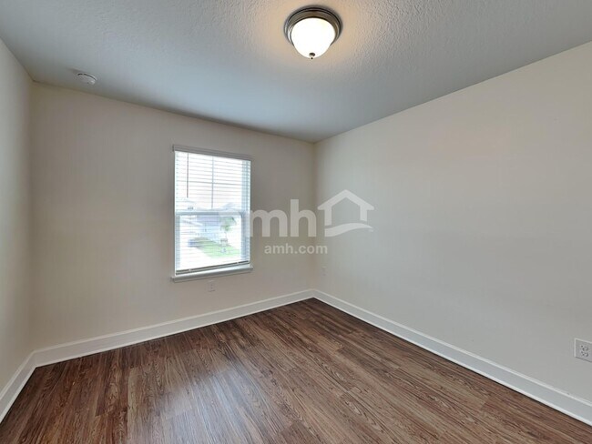 Building Photo - 4343 Reisswood Loop