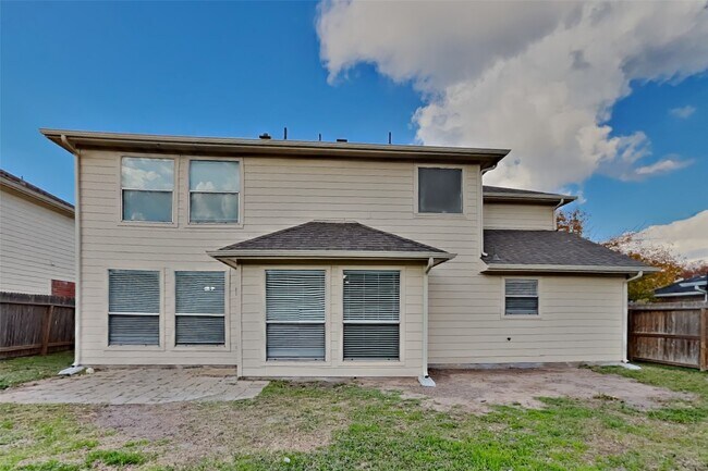 Building Photo - 18327 Willow Moss Dr