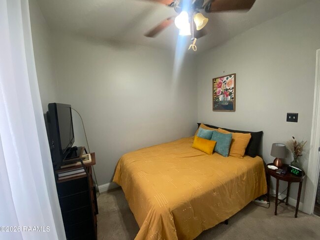 Building Photo - 1005 Don Ave