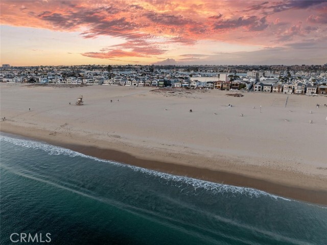 Building Photo - 310 E Oceanfront