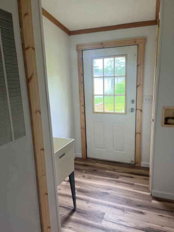 Building Photo - 365 Church St