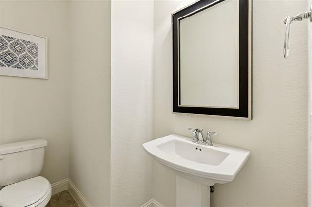 Building Photo - 9700 Denali Dr