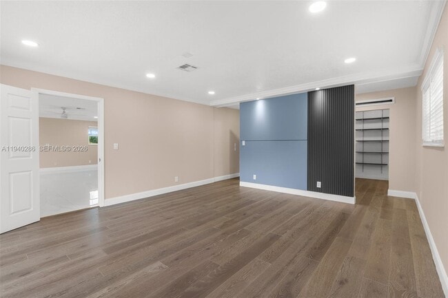 Building Photo - 7601 NW 82nd Terrace