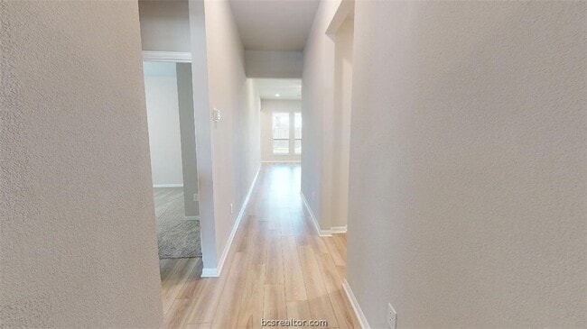 Building Photo - 6335 Spartan Dr