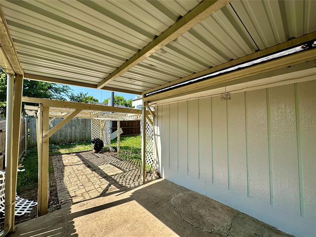 Building Photo - 1416 Woodfern Dr