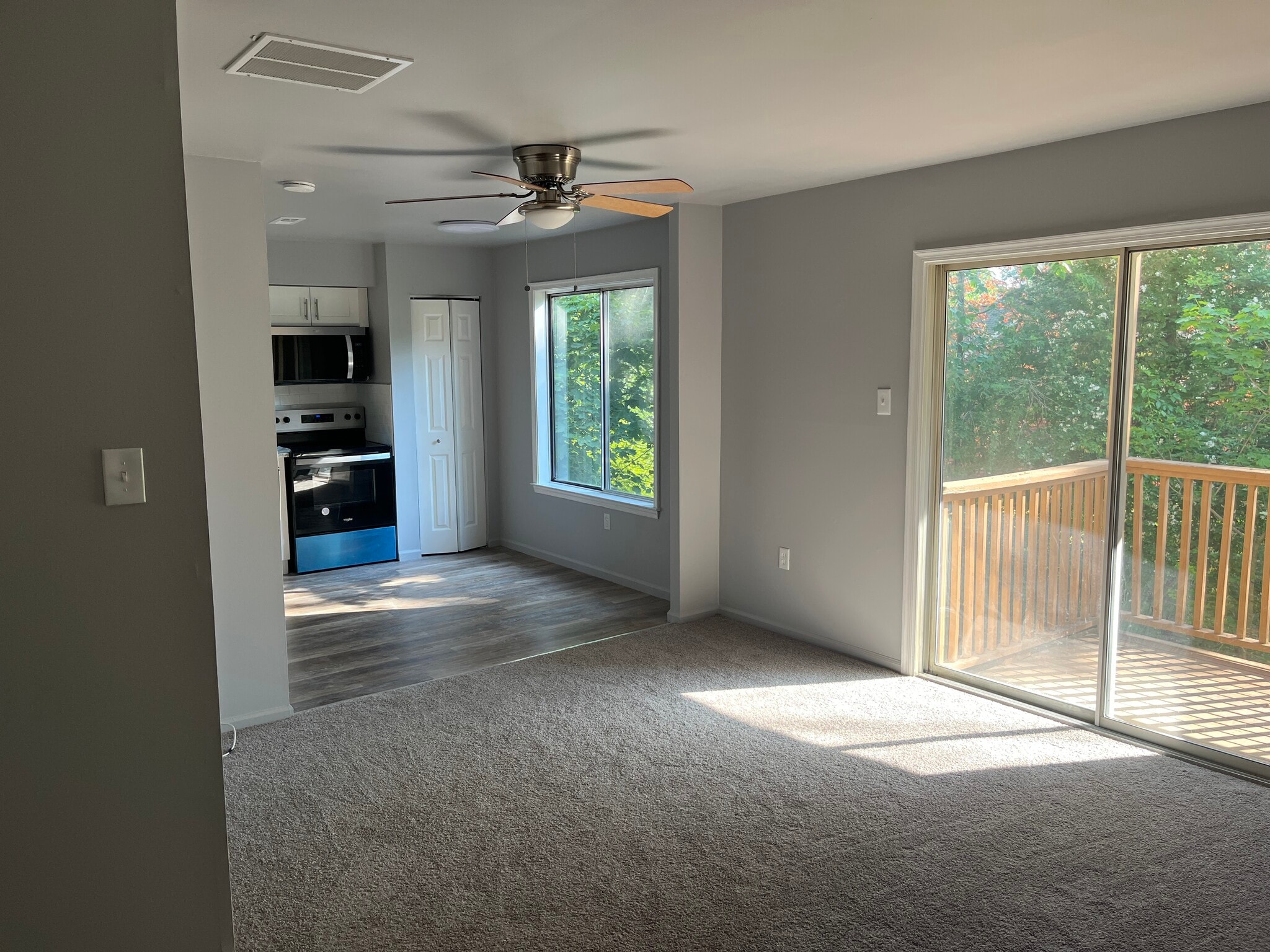 Building Photo - 124 Kittery Ct