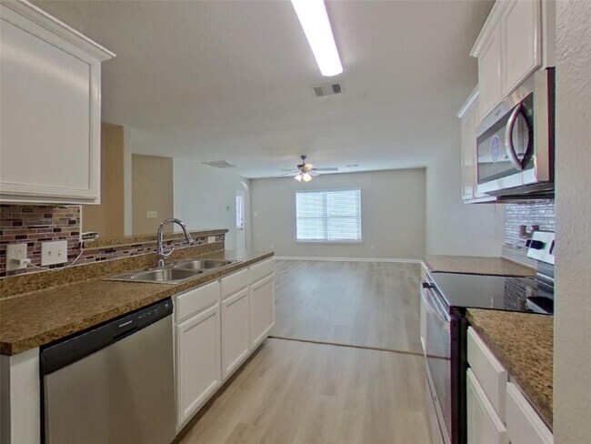 Building Photo - 24127 Wilde Dr