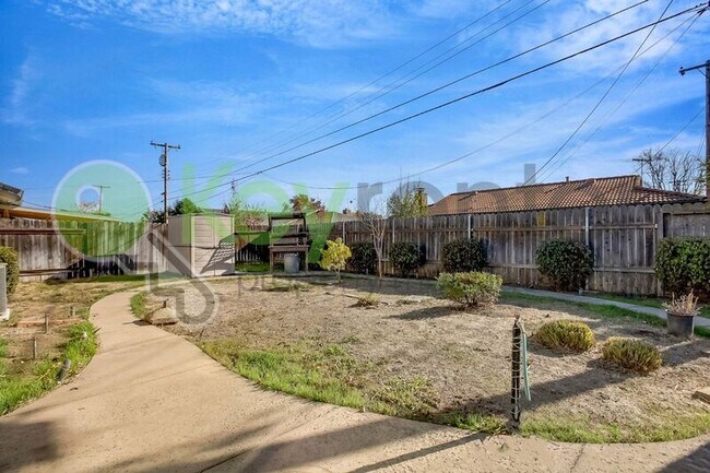 Building Photo - 6510 Barkley Way