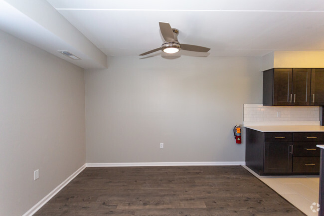 Dining Area - Crossings at Stanbridge