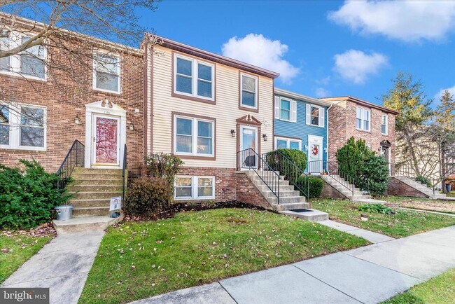 Building Photo - 7167 Glenmeadow Ct