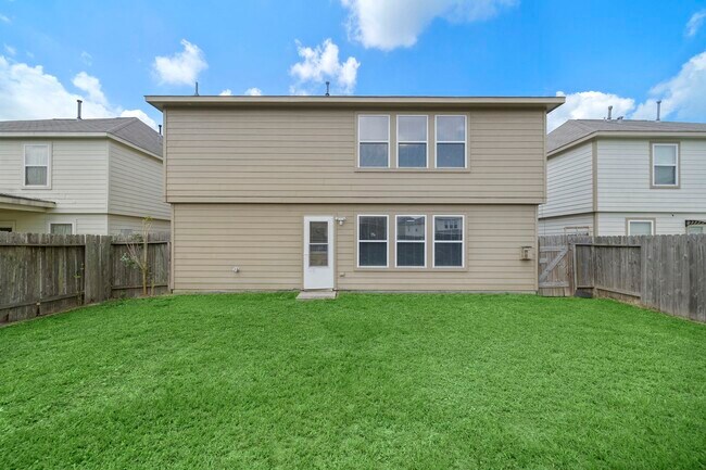 Building Photo - 14422 Leafy Tree Dr