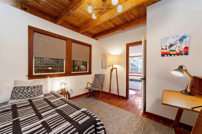 Building Photo - Beautiful Lincoln Heights Retreat W/ Chef’s Kitchen & Expansive Deck