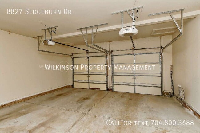 Building Photo - 8827 SedgeBurn Dr