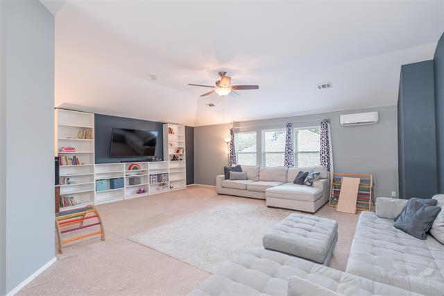 Building Photo - 9305 Manassas Ridge