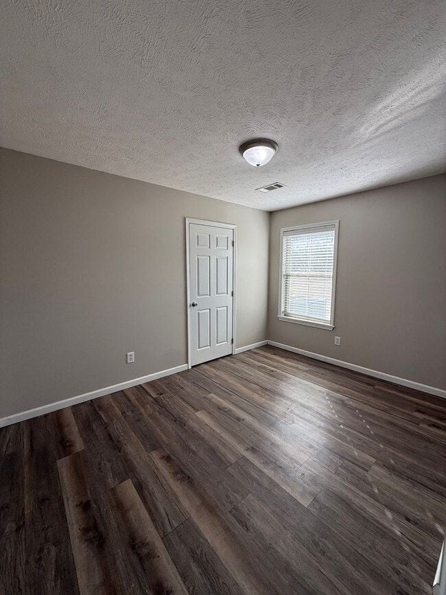 Building Photo - 1578 Drive 1578