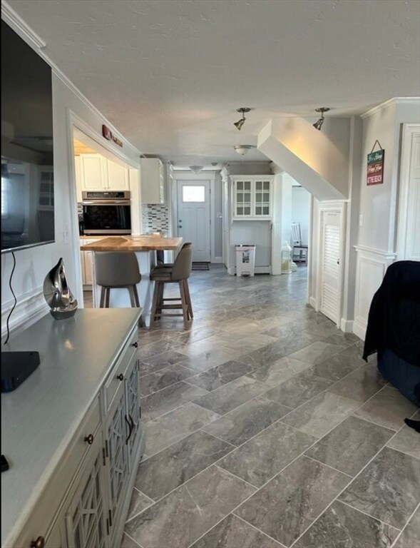 Building Photo - 300 Ocean St