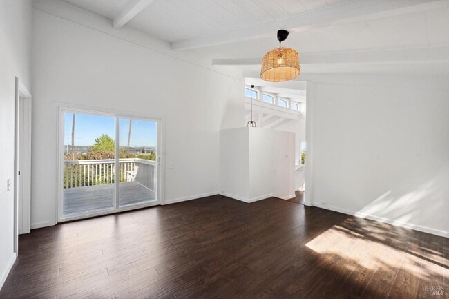 Building Photo - 31 Antilles Way