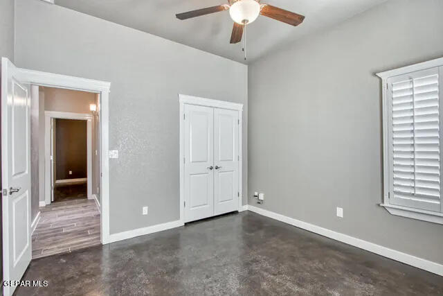 Building Photo - 14267 John Scagno