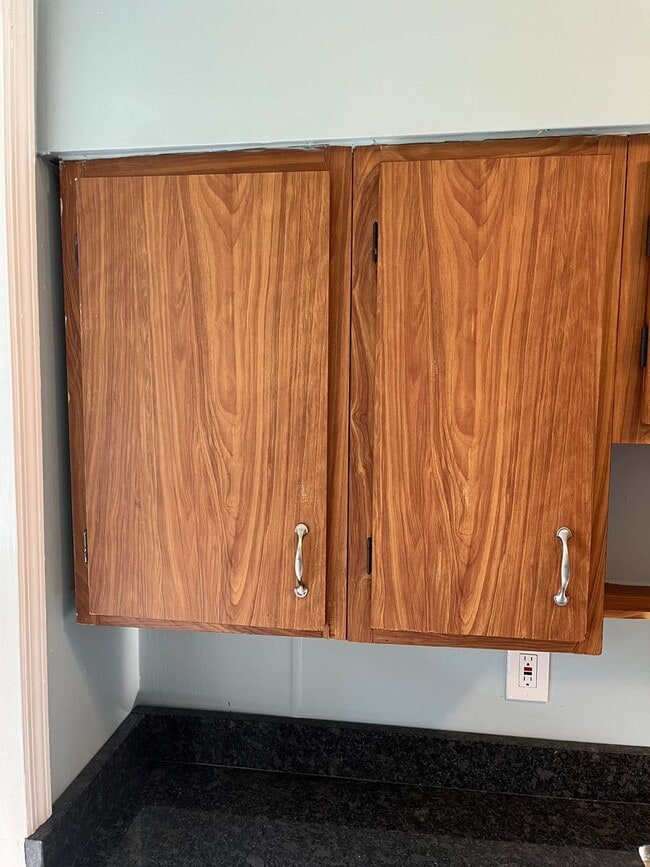 Building Photo - Gorgeous 1-bedroom, First floor! Apartment...