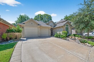 Building Photo - 1106 Parkhaven Ln