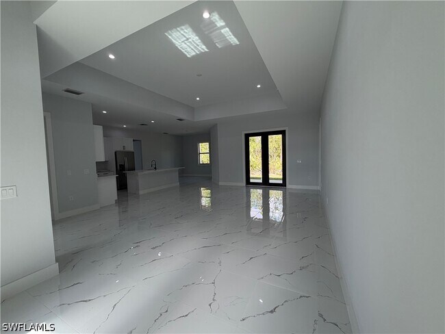 Building Photo - 2863 52nd Ave NE