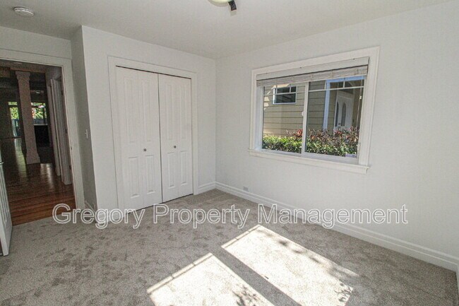 Building Photo - 14507 38th Dr SE
