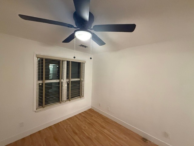 Building Photo - 996 Wuthering Way