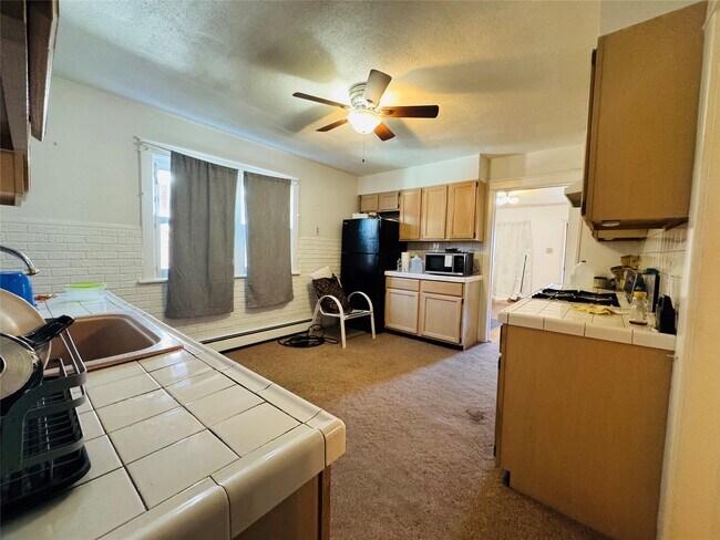 Building Photo - 503 Irving Ave