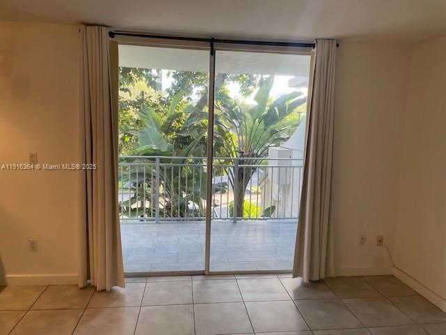 Building Photo - 680 NE 64th St