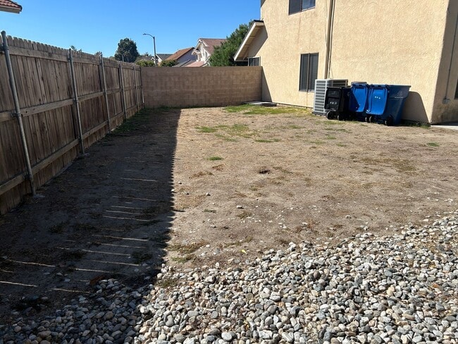 Building Photo - Spacious 4 Bed, 3 Bath for Rent - Westminster