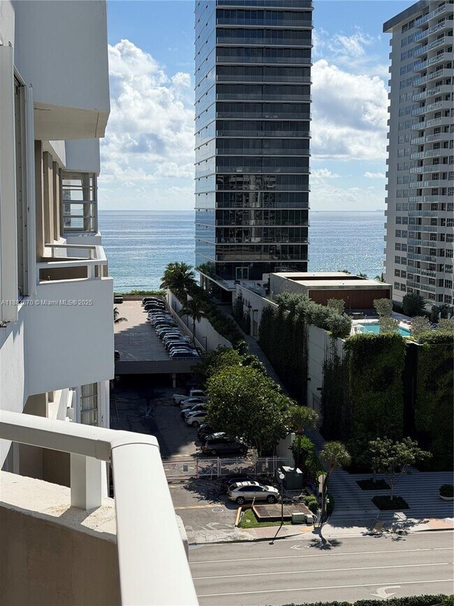 Primary Photo - 1985 S Ocean Dr
