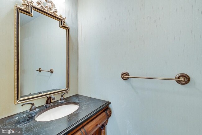 Building Photo - 6867 Williamsburg Pond Ct