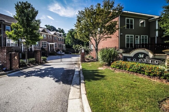 Building Photo - 1664 Mosaic Way