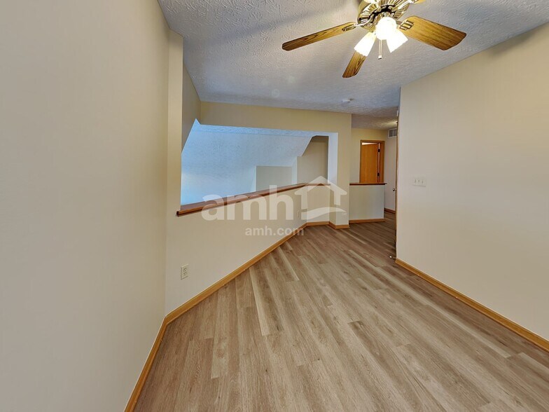 Building Photo - 5896 Oreily Dr