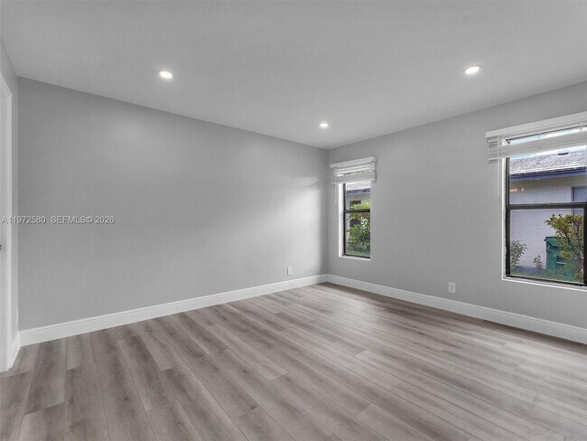 Building Photo - 10379 NW 35th St