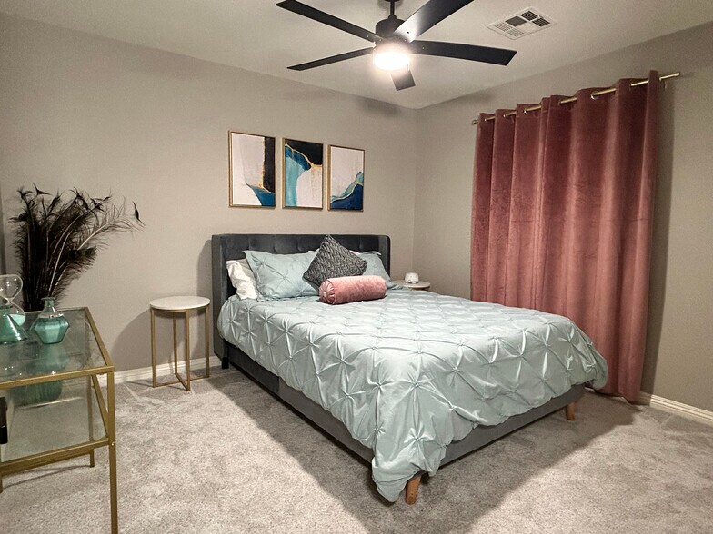 Building Photo - 2998 Clarity Ct