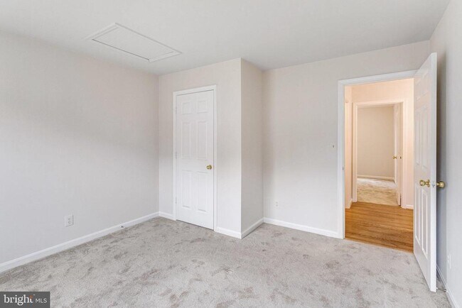 Building Photo - 15385 Bevanwood Dr