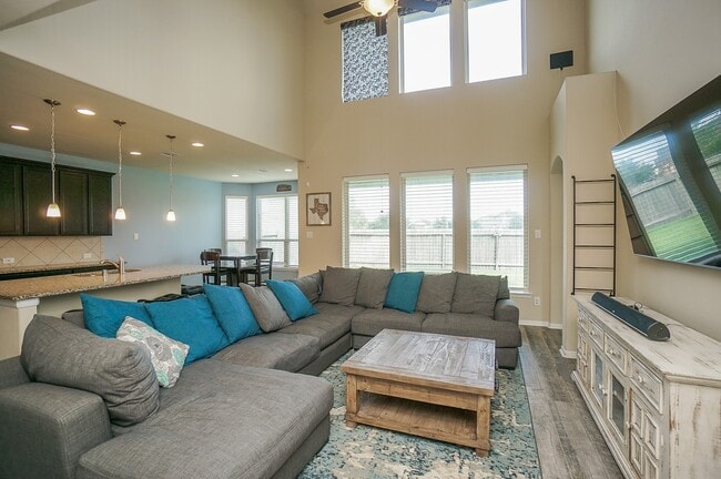 Building Photo - 9506 Bonbrook Bend Ln