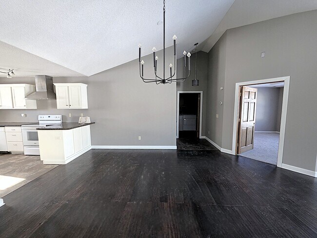 Building Photo - 1300 146th Ave