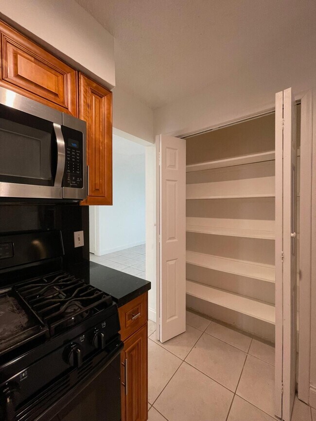 Building Photo - 11420 NW 35th St