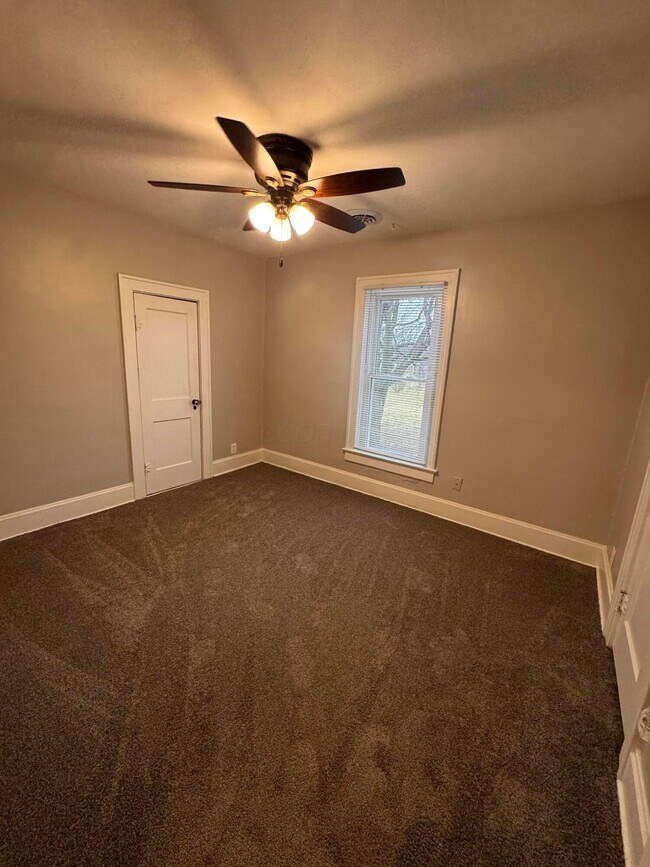 Building Photo - 79 W Cherry St