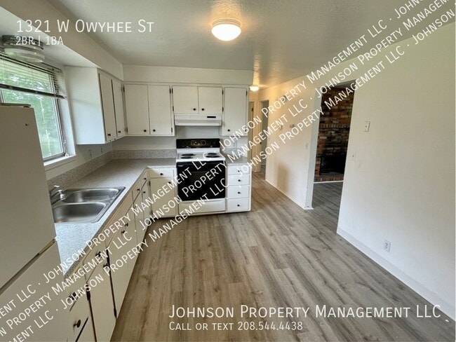Building Photo - 1321 W Owyhee St