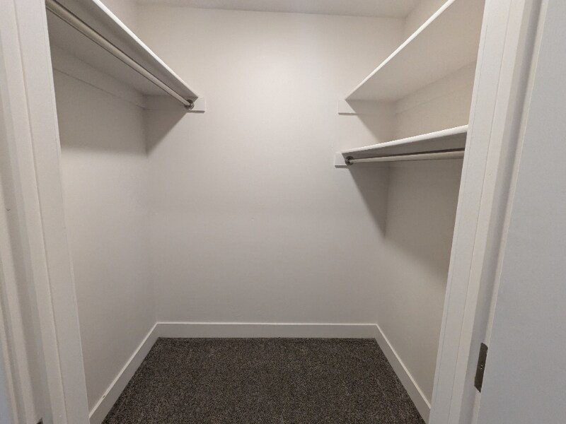 Building Photo - 1760 N 400 E