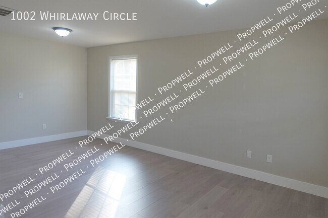 Building Photo - 1002 Whirlaway Cir
