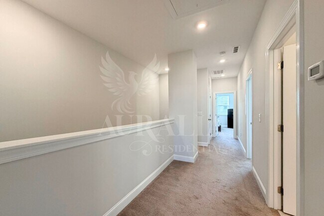 Building Photo - 1306 Farm Pond Trail