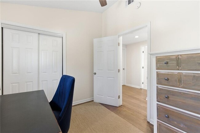 Building Photo - 3112 Dove Way