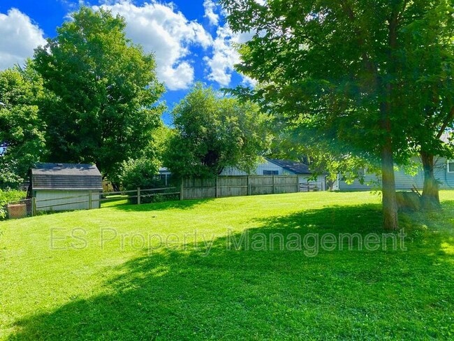 Building Photo - 6105 Epperson Dr